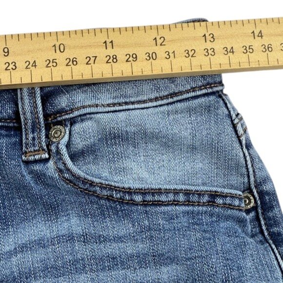 Maurices Women’s Size 0 Mid-Rise Straight Jeans Stretch Excellent Condition - Picture 4 of 8